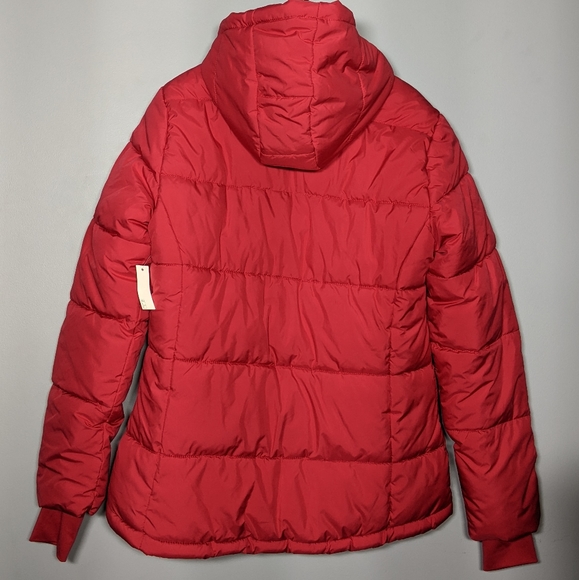 NEW Amazon Essentials Women's Standard Heavy-Weight Hooded Puffer Coat Sz M Red - Picture 2 of 2